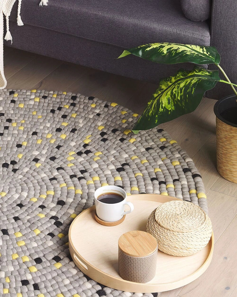 Tappeto tappetino Feltro di Lana Grigio Palline Intrecciate a Mano Rotondo ø140 cm