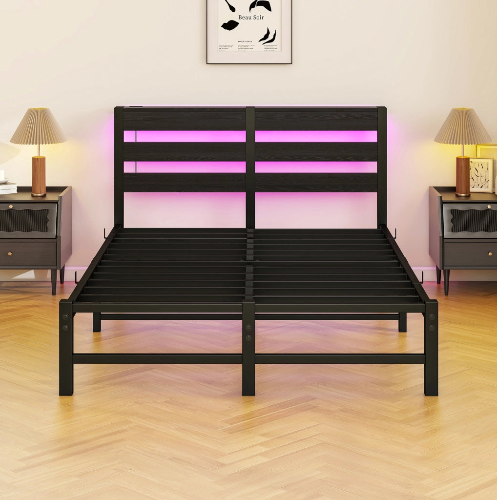 Letto in metallo 120x200 cm con LED RGB e USB