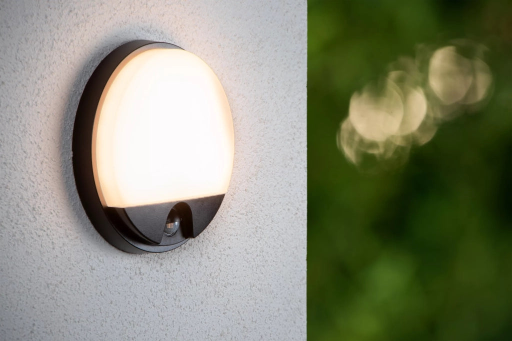 Applique esterna con sensore movimento LED 10W nera Lucide HUPS