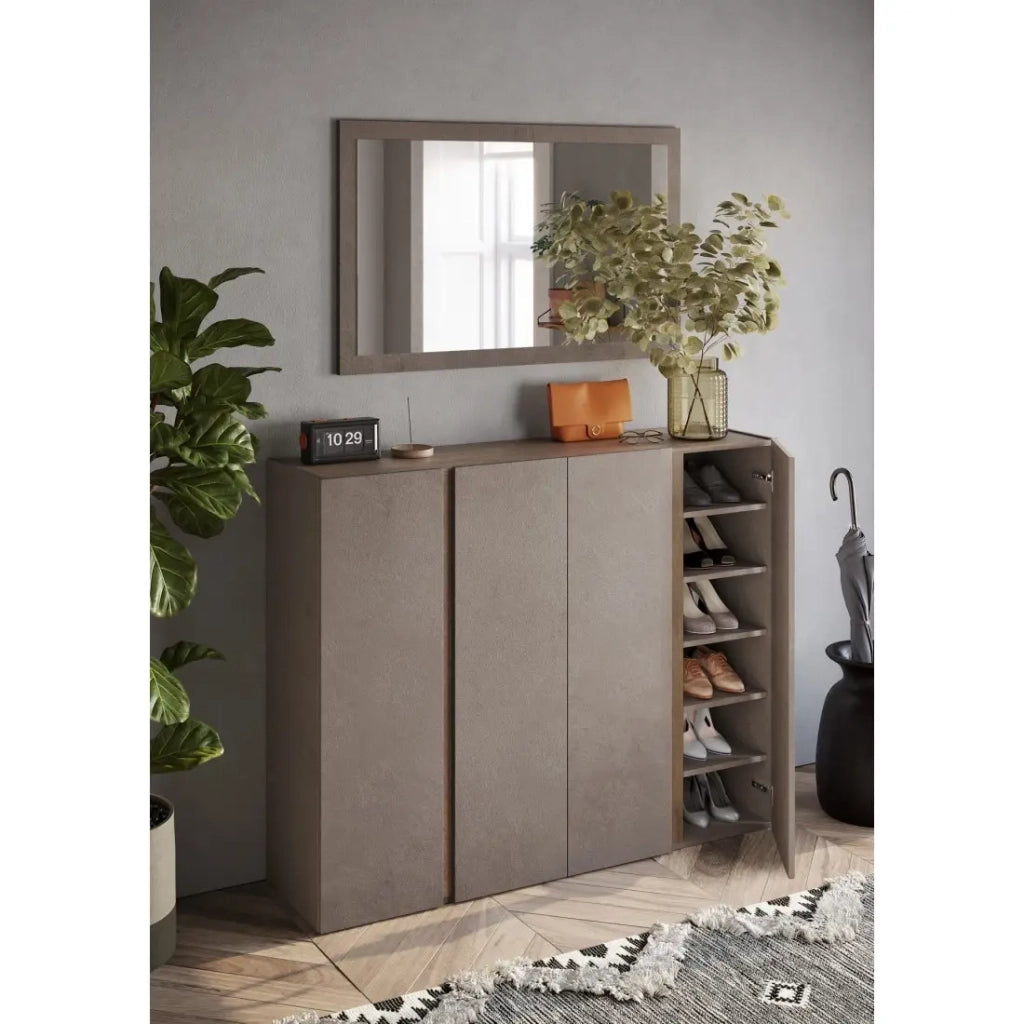 Mobile contenitore con 4 ante e 10 ripiani regolabili, collezione KEY, colore marrone e rovere.