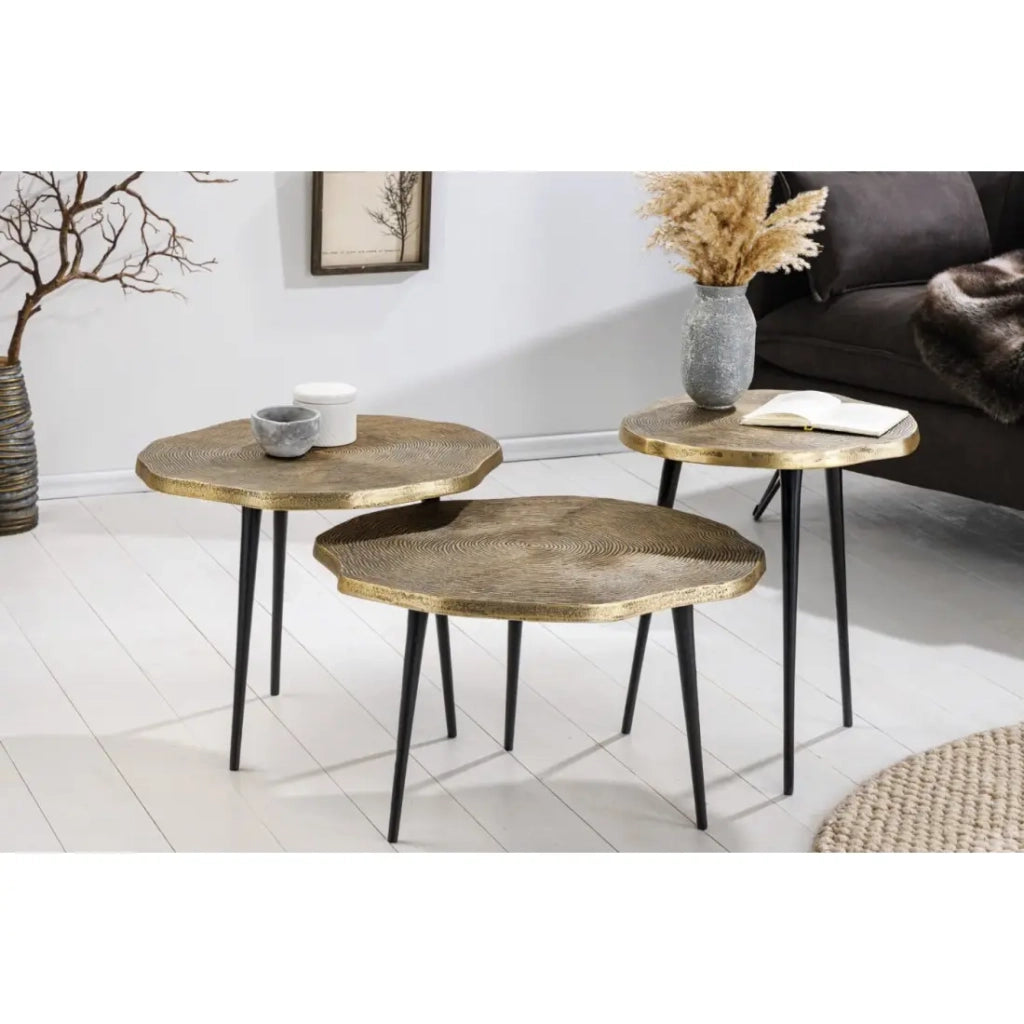 Set di 3 tavolini impilabili NERA dorati e neri - design chic contemporaneo