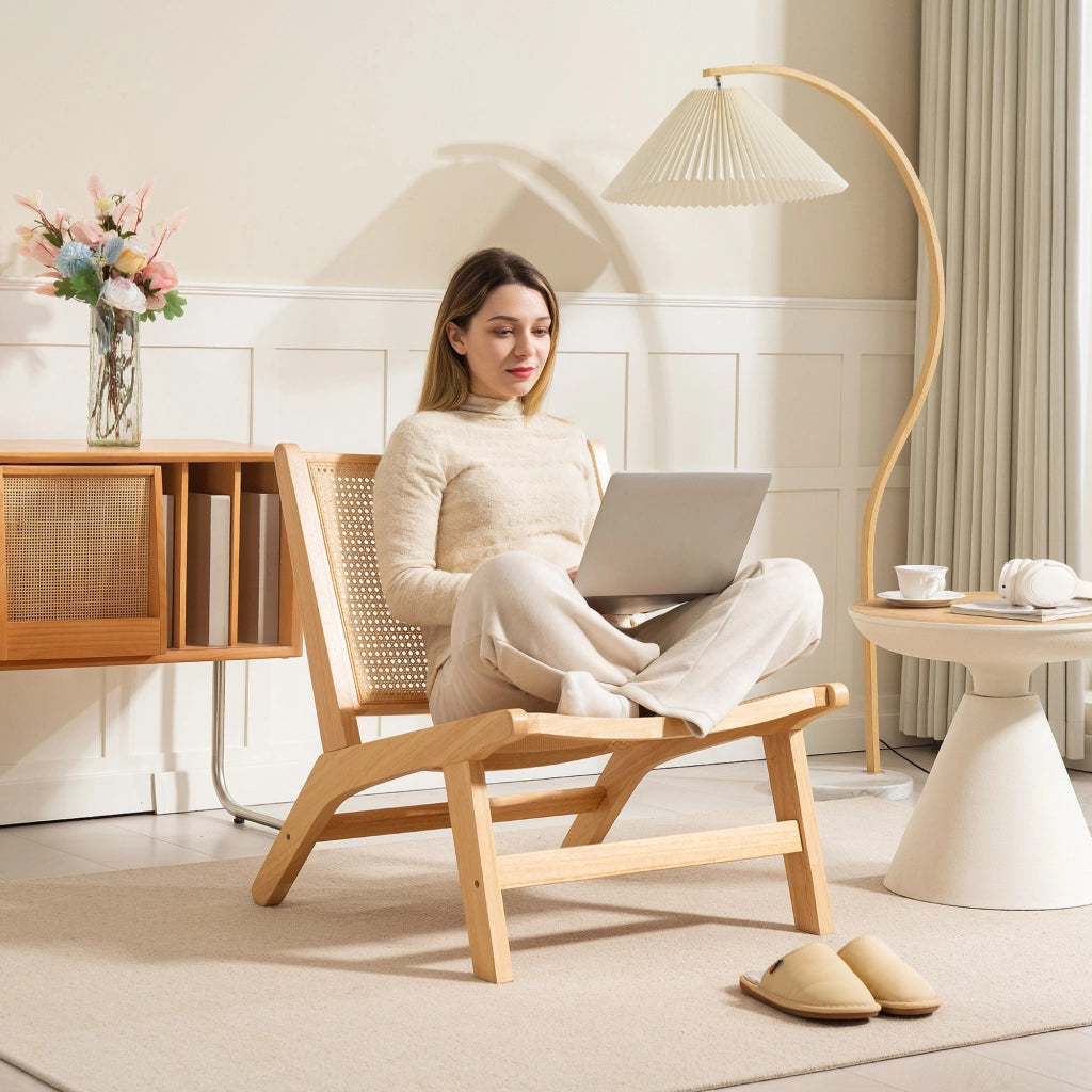 Poltrona in legno e rattan ¨C Xylo ¨C telaio naturale, seduta larga 64x70x74 cm