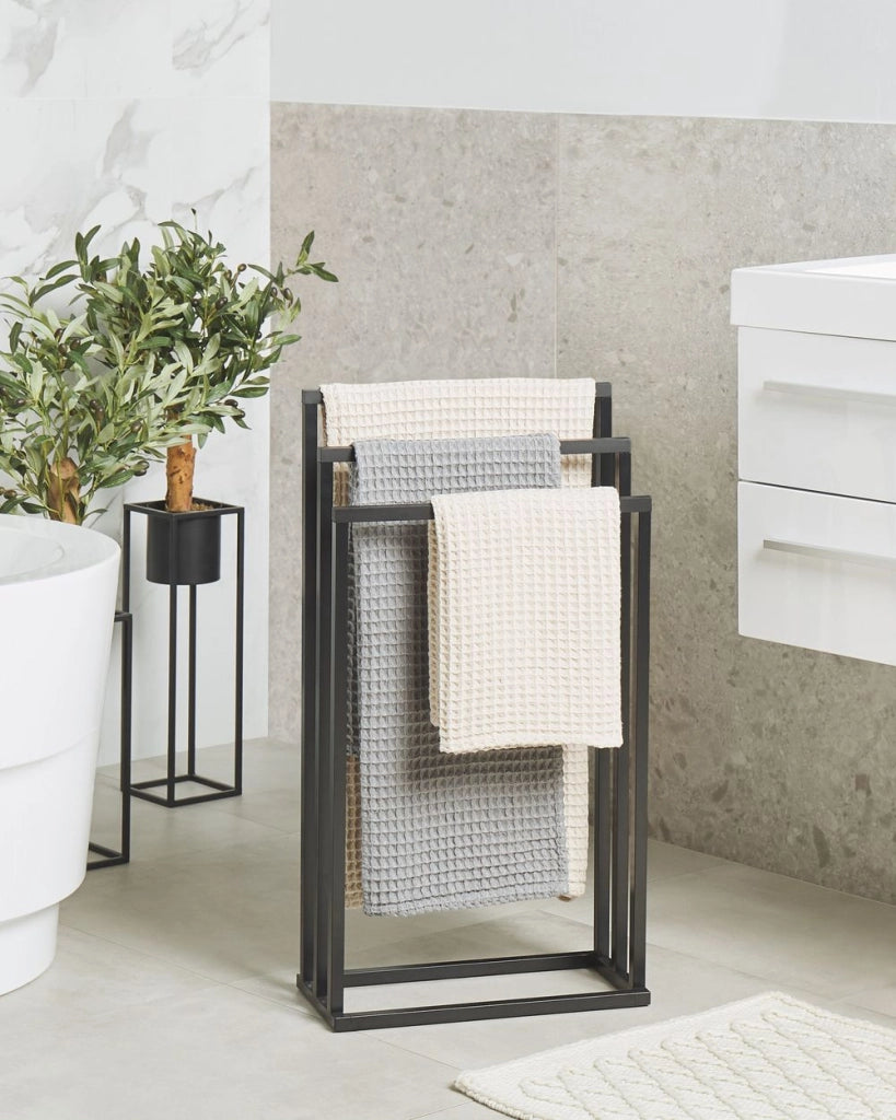 Porta asciugamani in acciaio Nero opaco e legno scuro 3 binari Accessori bagno Porta asciugamani in piedi dal design moderno
