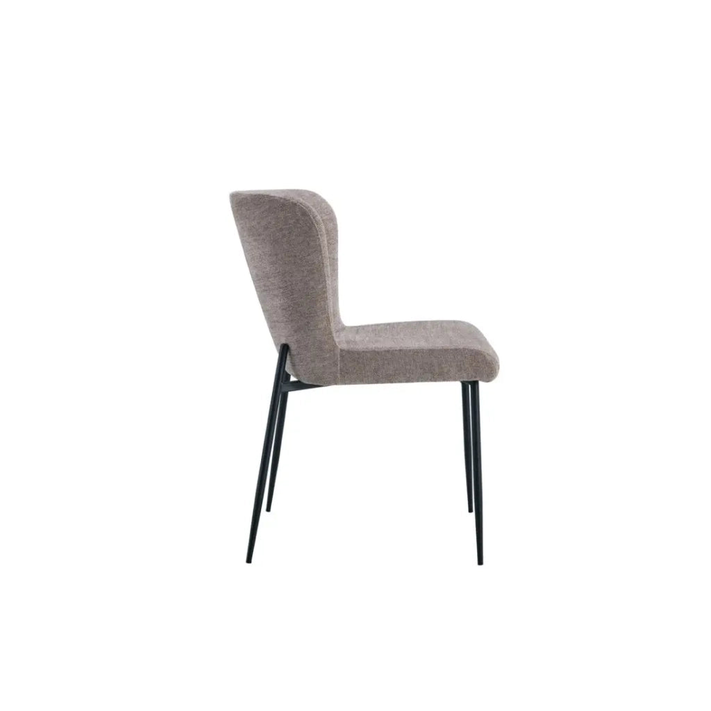Set di 2 sedie LISE – Tessuto sabbia – Gambe in metallo – Comfort moderno – Design morbido e naturale
