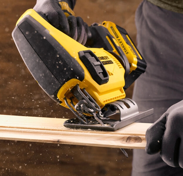Stanley FatMax SFMCS600B – Seghetto alternativo Cordless 18 V V20 (solo corpo)