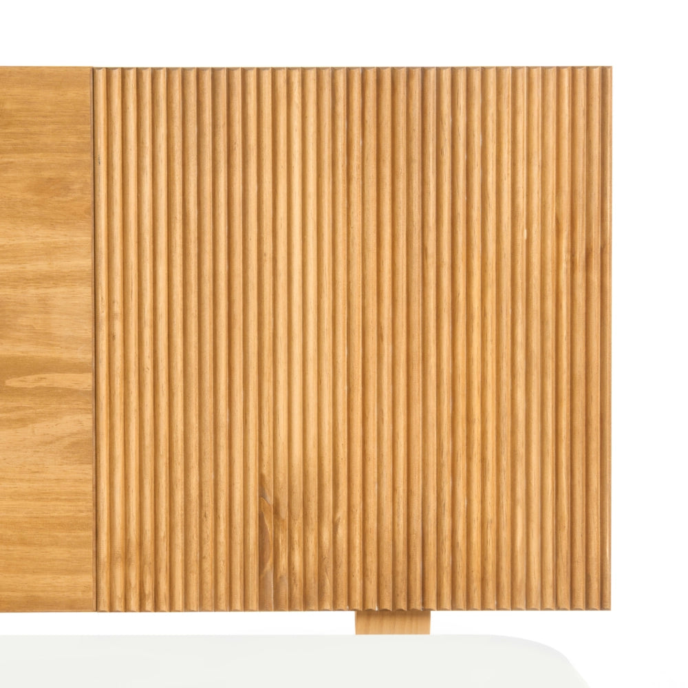 Letto con rete in legno di pino naturale color marrone chiaro, 180 x 200 cm, con testiera in stile scandinavo