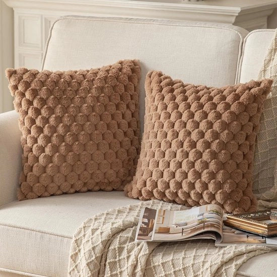 Set a doppio - Copricuscino morbido - Decorativo cuscino inimitazione pelliccia - Protezione cuscino per divano o letto - Adatto per arredamento - 40*40 cm, Marrone