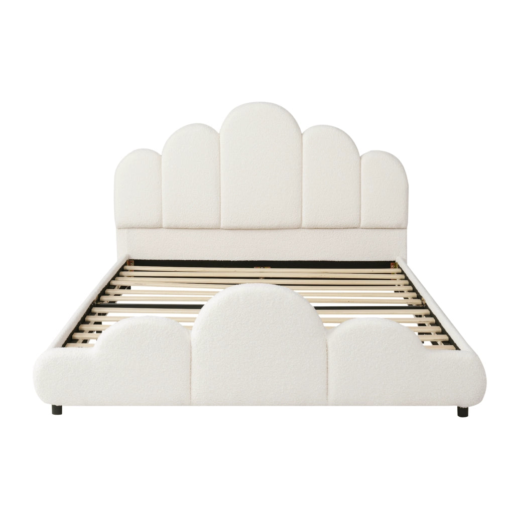 Letto imbottito 140x200 cm con rete; design a nuvola in bouclé beige