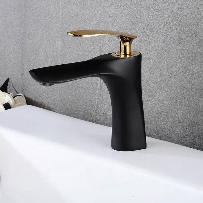 Rubinetto Da Lavabo Rea Orbit Black Gold Low