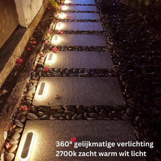 Lampada Solare Esterna, 4 Pezzi IP68 Impermeabile, Illuminazione Esterna - 2700K, Accensione/A spegnimento Automatico, Illuminazione a Senso di Luce Solare, Illuminazione dei Piazzali - Classe Energetica A+++