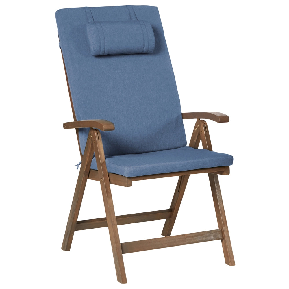 Set di 2 sedie da giardino rustiche in legno d'acacia naturale e cuscini blu pieghevoli per esterni con braccioli in stile rustico