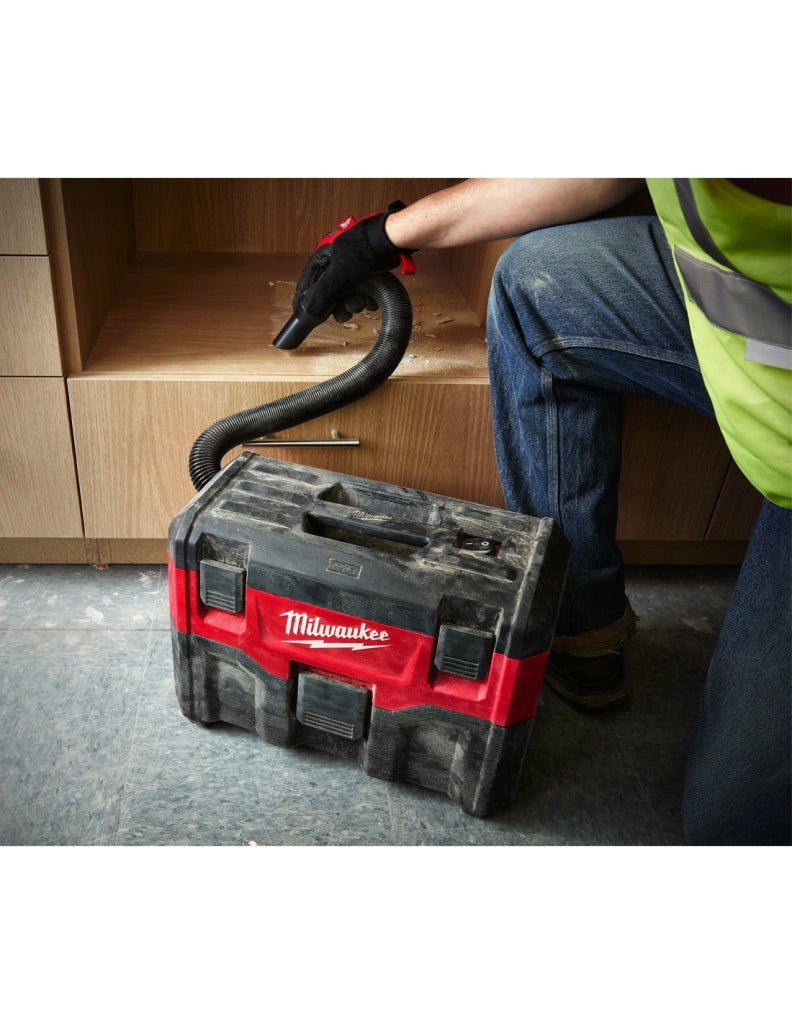 Aspiratore liquidi/solidi Milwaukee M18VC2-0 (Solo corpo)