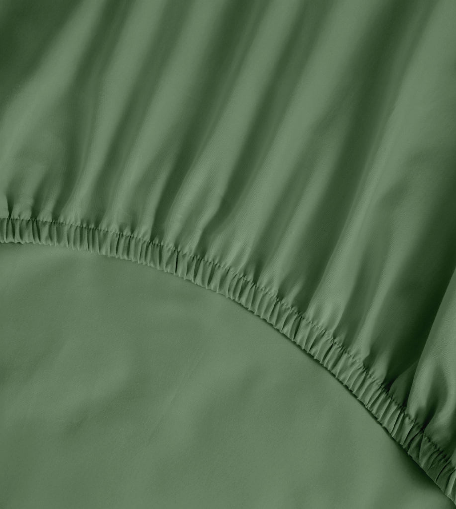Lenzuolo Sotto No Stiro Con Angoli Elasticizzati Tinta Unita Effetto Raso Fino 27 Cm Lenzuola Microfibra Anallrgica Letto Coprimaterasso  Salvia - Piazza e mezza