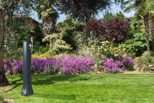 Doccia Solare da Giardino 23L Miscelatore e Doccetta Mobile Arkema Happy Go Grigio Antracite