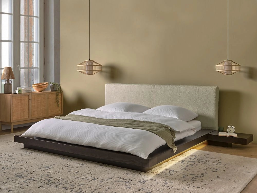 Letto a LED in stile giapponese in frassino scuro 180 x 200 cm testata in legno impiallacciato bouclé camera da letto a basso profilo