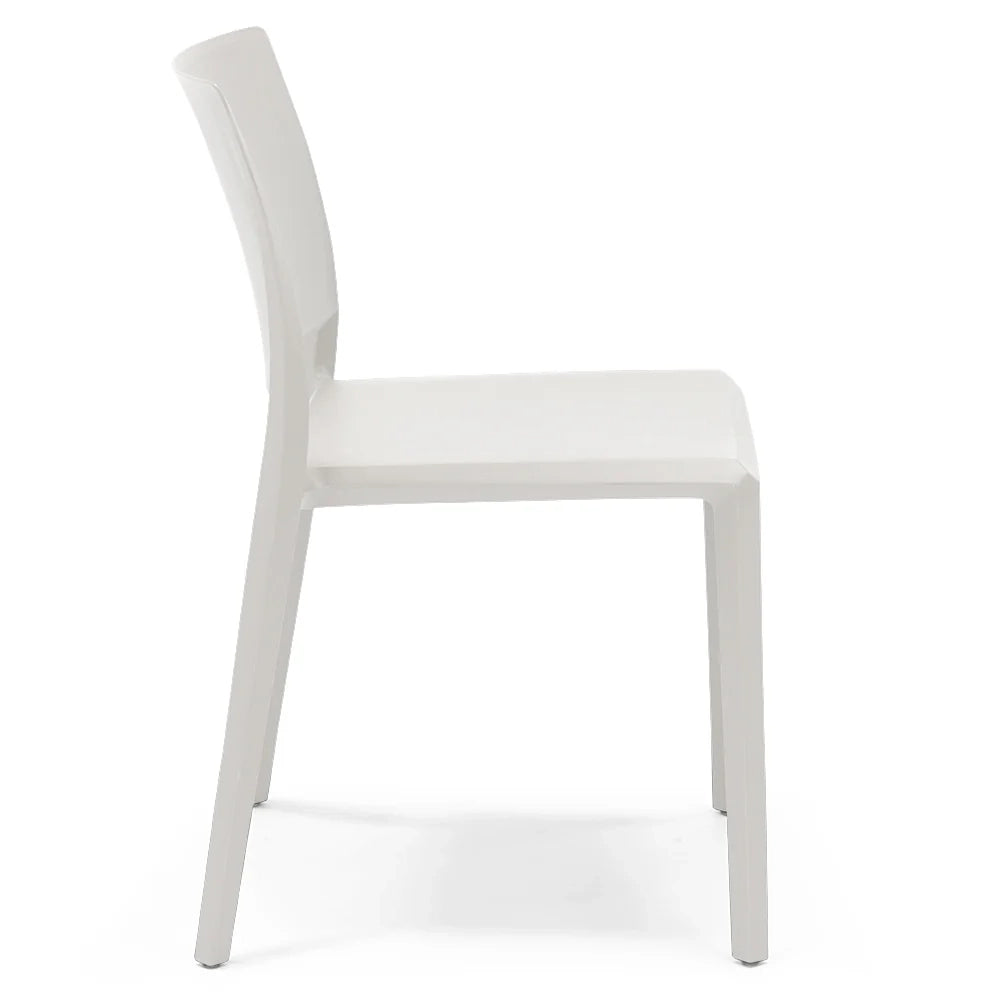 Sedia in polipropilene MEGAN, impilabile, resistente ai raggi UV, design moderno, ideale per sala da pranzo, cucina, sala d’attesa, bar, ristoranti o giardino, colore Bianco