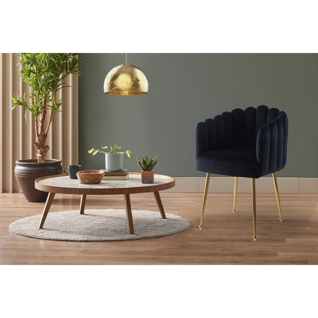 Sedia di design Muna in velluto verde con gambe oro