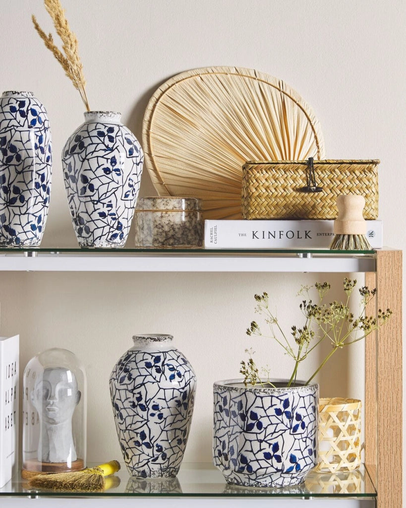 Vaso per fiori decorativo in gres porcellanato bianco e blu con motivo floreale impermeabile