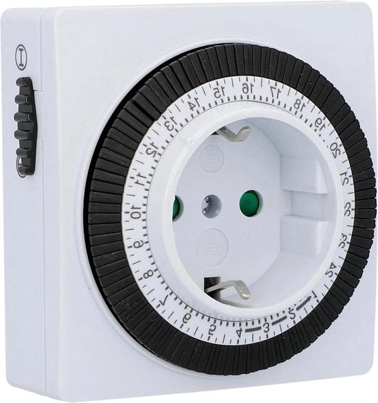 Timer meccanico interno IP20 - forma quadrata bianca - regolabile su 15 minuti - uso quotidiano