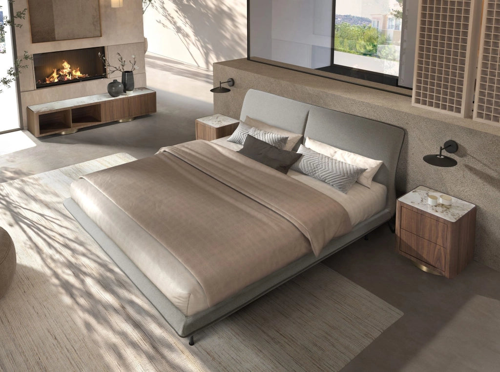 Letto in tessuto grigio scuro