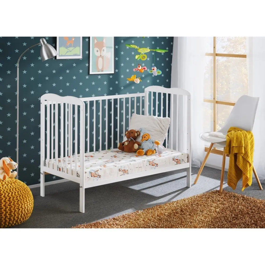Lettino e materasso per bambini evolutivo, collezione NOE, regolabile in altezza. Colore bianco opaco.