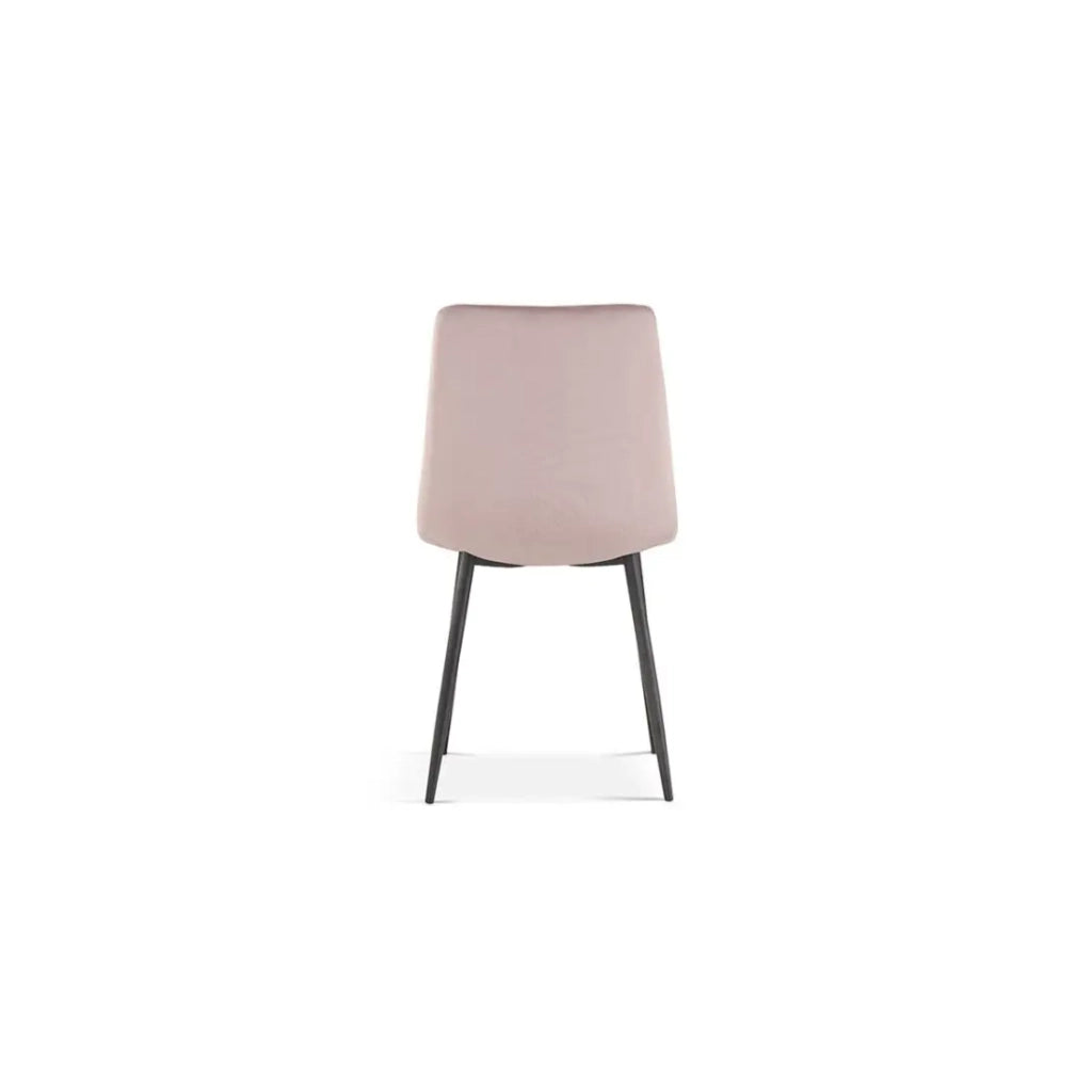 Sedia BRUCE in Velluto Rosa, dimensioni: H86 x L45 x P55 cm, ideale per una sala da pranzo dal design moderno e contemporaneo.