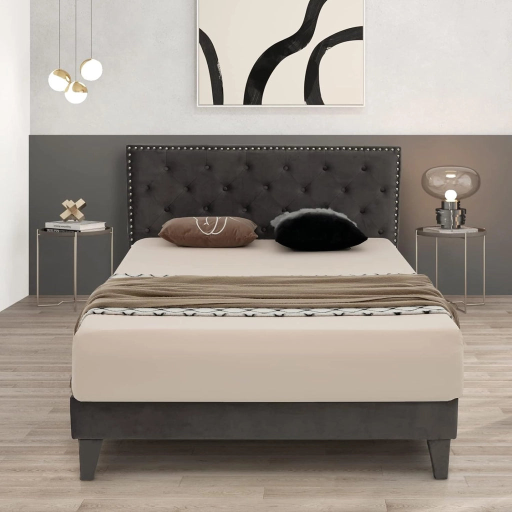Letto a piattaforma imbottito matrimoniale/reggiseno, struttura del letto moderna con testata con bottoni, senza bisogno di molle, grigio (200X140 CM)