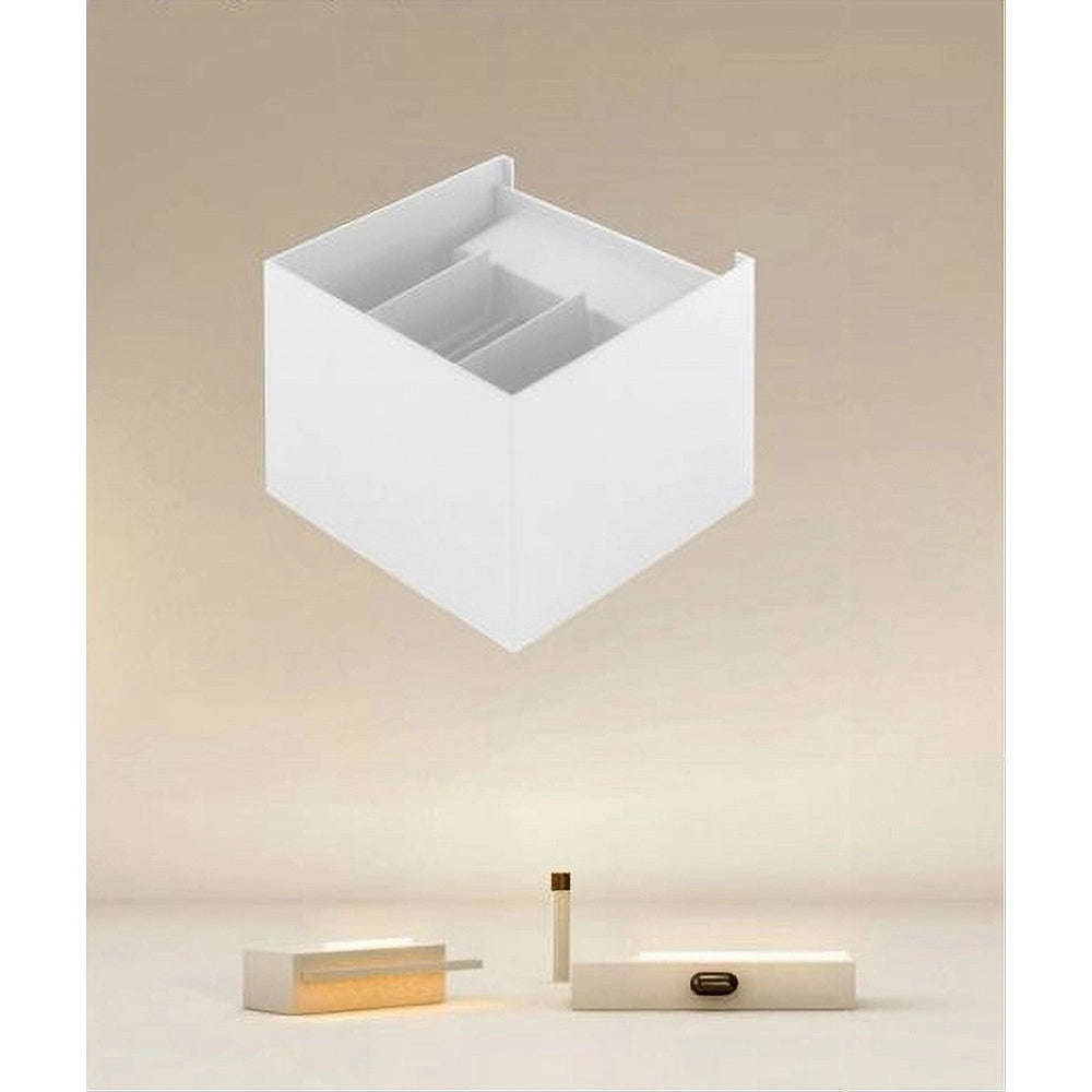 Trade Shop - Applique Led A Cubo 12 Watt Lampada Quadrata Bianco Da Parete Interno Ip20 00748 -