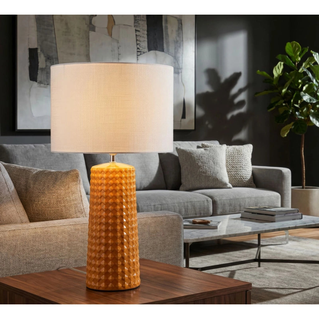 Lampada da tavolo GLISS in ceramica senape e tessuto