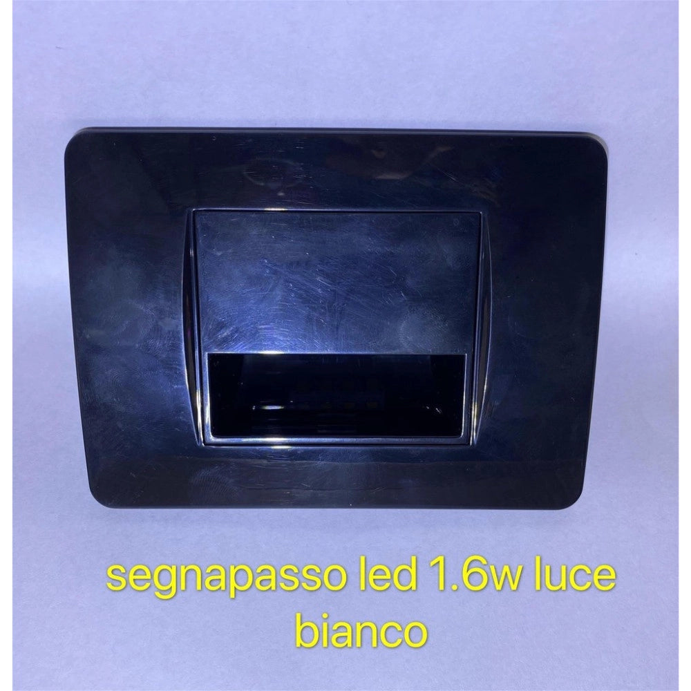 Trade Shop - Segnapasso Led Da Incasso Nero 1.6w Luce Bianca Per Scale E Corridoi -