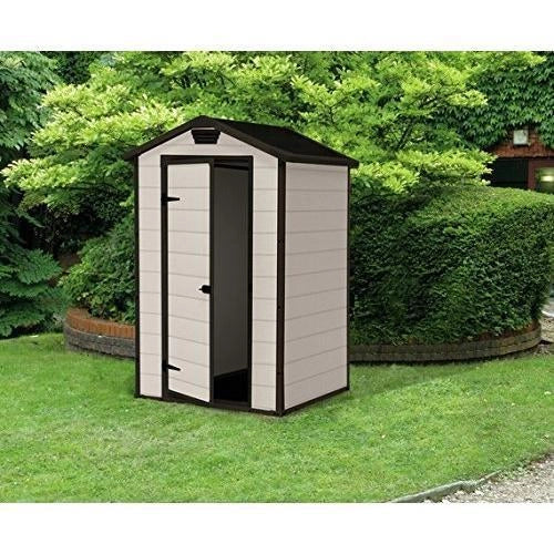 Keter K240024 Manor 4x3 Casetta da Giardino in Resina Porta Singola Tetto a Due Falde Pavimento Incluso Lucchettabile colore Beige
