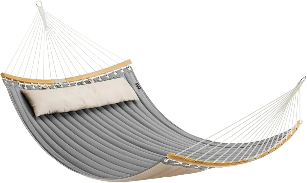 SONGMICS Amaca Doppia Imbottita, Amaca da Campeggio Giardino con Barre Curve in Bambù Separabili, con Cuscino, 200 x 140 cm, Max Portata 225 kg, Crema e Beige GDC34BE