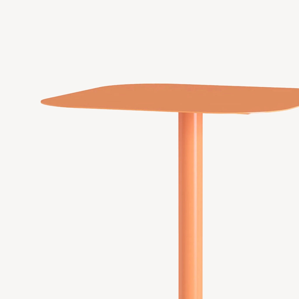 Tavolino Laterale da Divano Nastätten Metallo Piano Quadrato - Arancione [en.casa]
