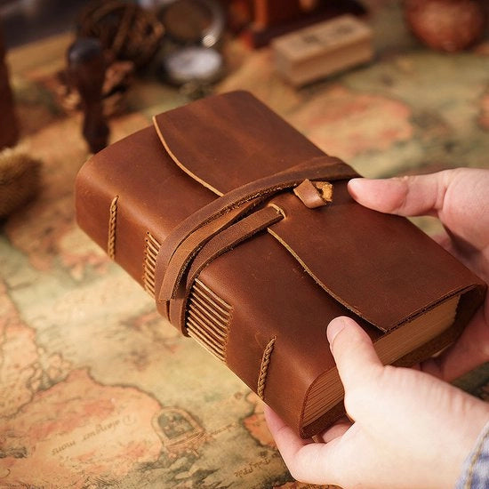 Zaknotitieboek in stile vintage, manuale, senza linee, legato a mano con pelle, facile da trasportare, adatto per uomini, donne e come regalo di viaggio.