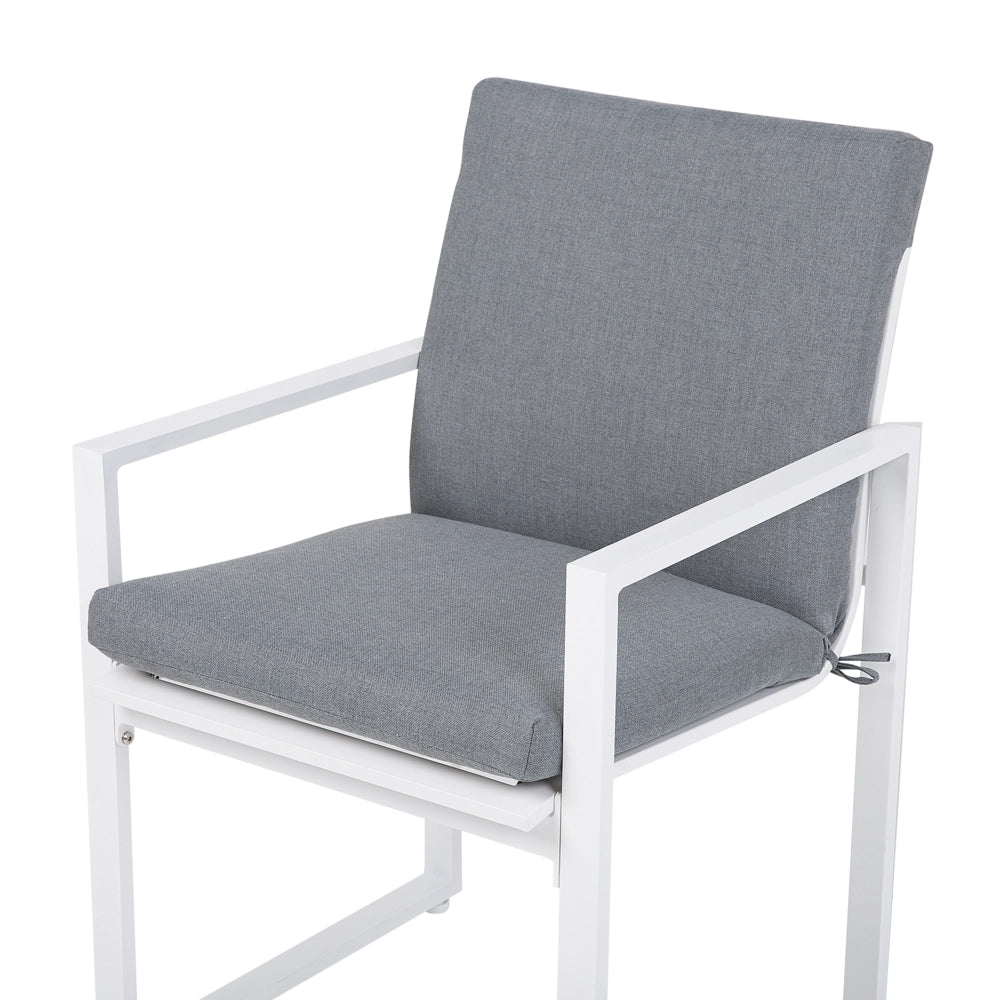 Set di 4 sedie da giardino Sedia da pranzo per esterni con struttura in alluminio bianco con cuscino grigio