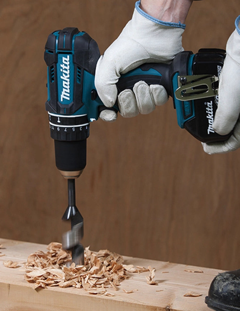 MAKITA Kit DLX2131RFJ (DHP482 + DTD152 + 2 x 3,0 Ah + DC18RC + MAKPAC 3)
