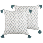 Set di 2 cuscini decorativi bianchi e blu cotone 45 x 45 cm motivo floreale nappe fatto a mano rivestimento sfoderabile con imbottitura stile boho