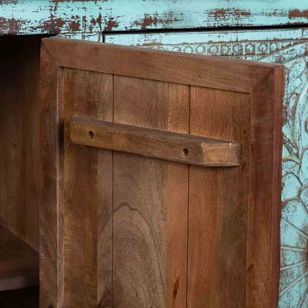 Credenza a 4 ante in legno con finitura verde anticato, cm 180x42x101h