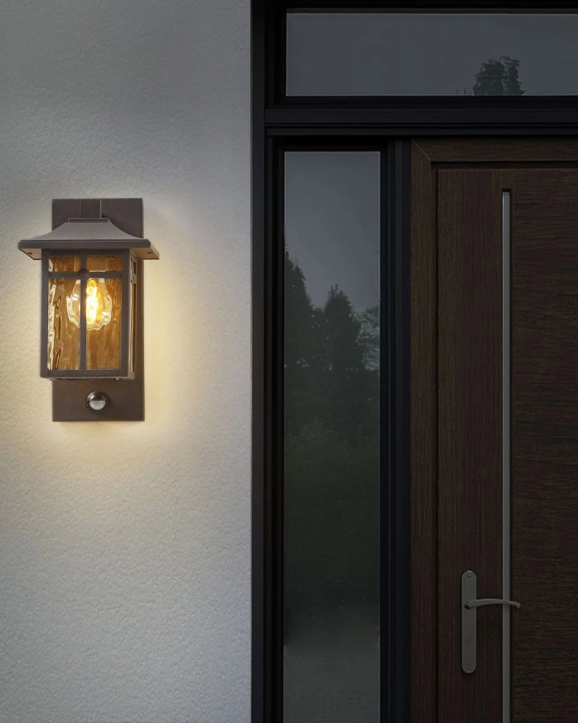 Lampada da parete esterna in metallo nero e vetro con sensore di movimento 30 cm esterno giardino stile retrò