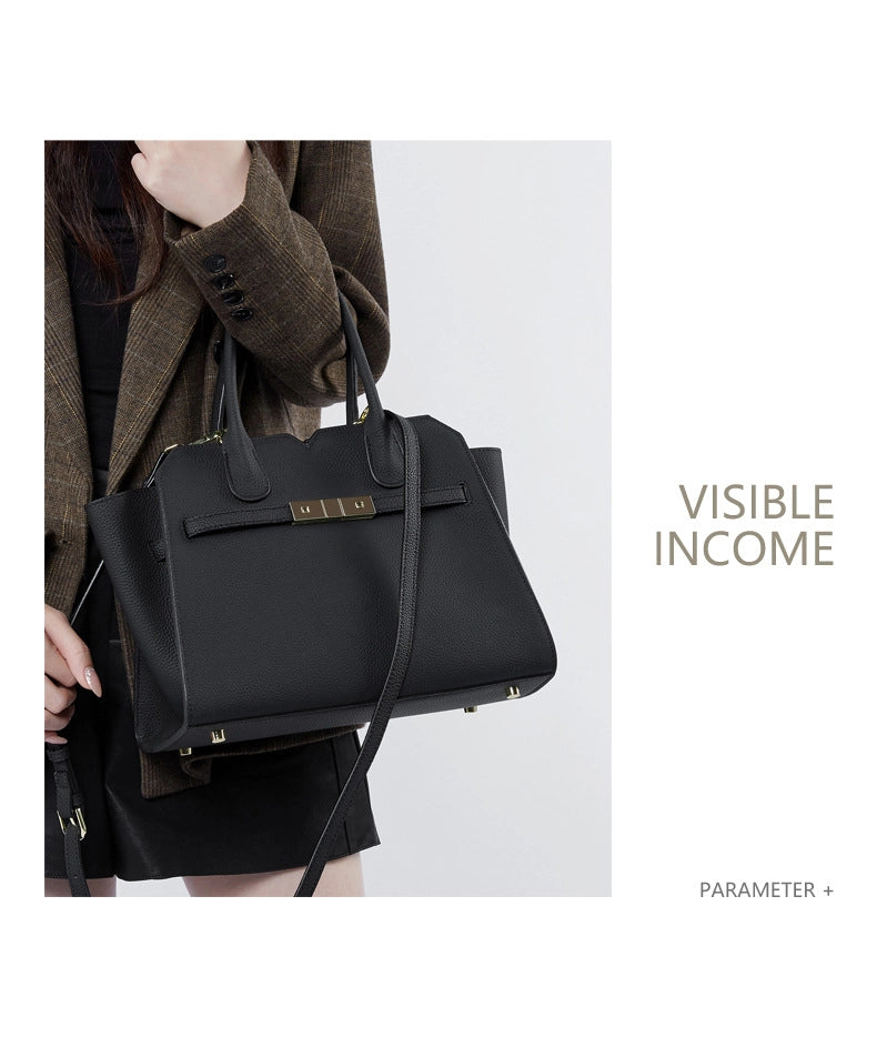 Borsa a tracolla da donna in vera pelle, colore nero.
