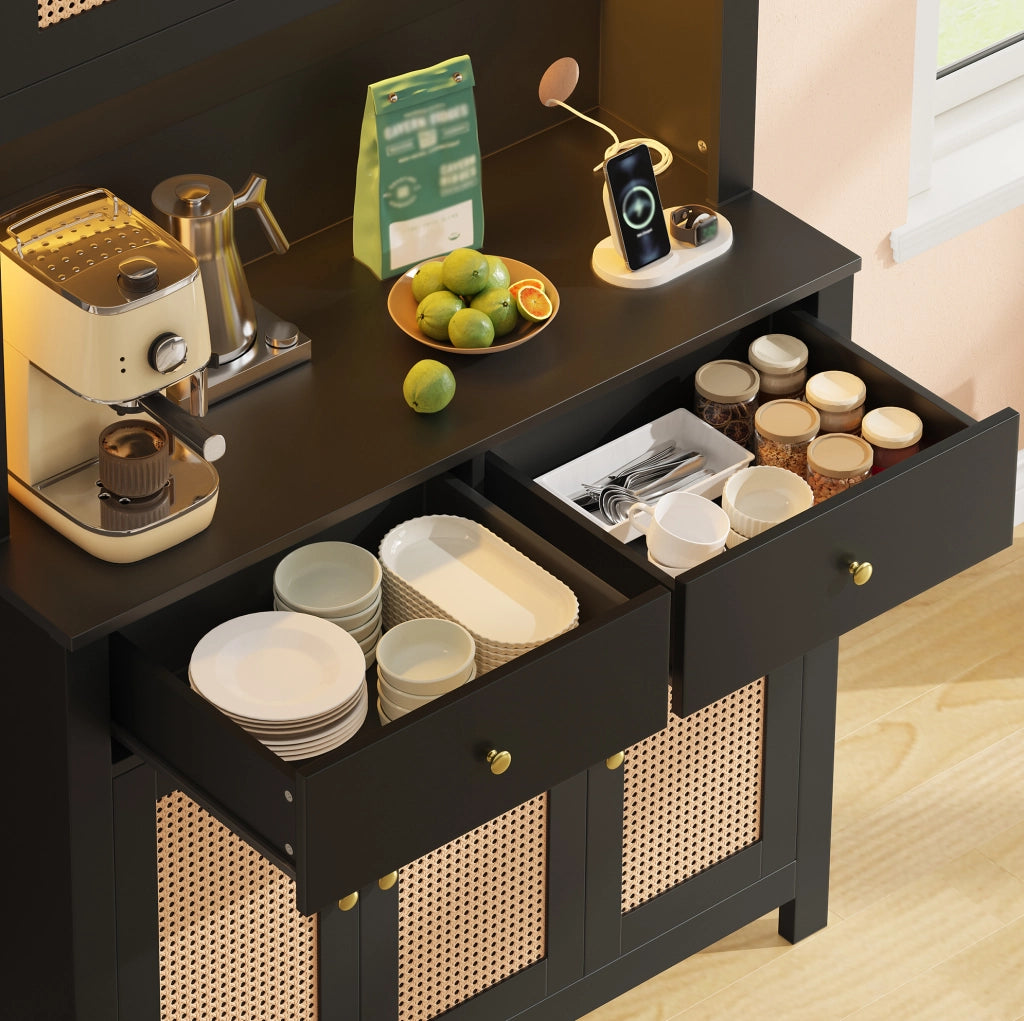 Credenza cucina alta 100x40x180 cm in MDF nero con ante in rattan; LED RGB e prese integrate