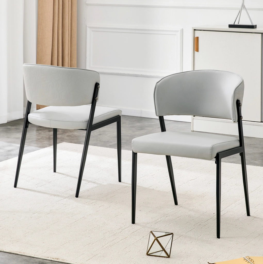 Set di 2 sedie da pranzo con schienale curvo e protezioni antiscivolo in PU grigio chiaro