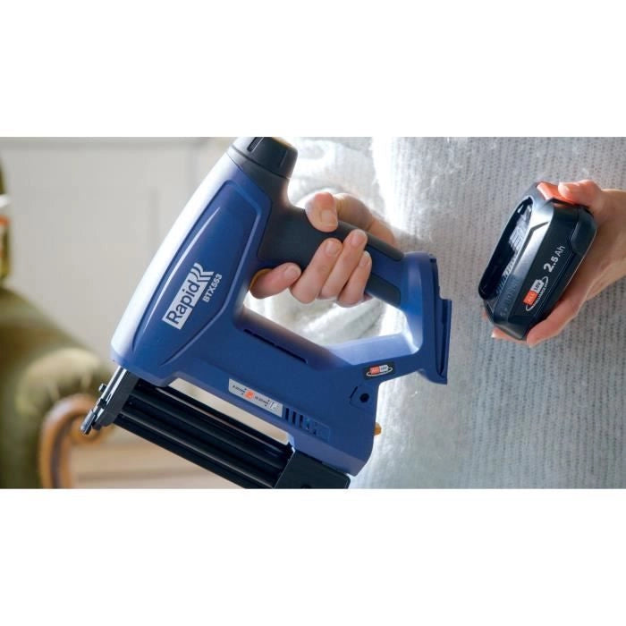 Graffatrice a batteria 18V per 53/8-20mm - 8/15-20mm - RAPID - BTX553 - Valigetta + batteria 2,5Ah + caricabatteria