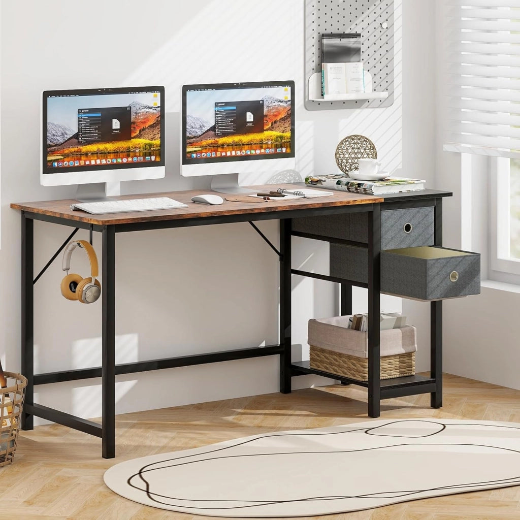 Scrivania da ufficio con stoccaggio, scrivania in metallo per computer con gancio, mensola e 2 cassetti, scrivania da studio, tavolo da computer, marrone rustico e nero (140 cm)