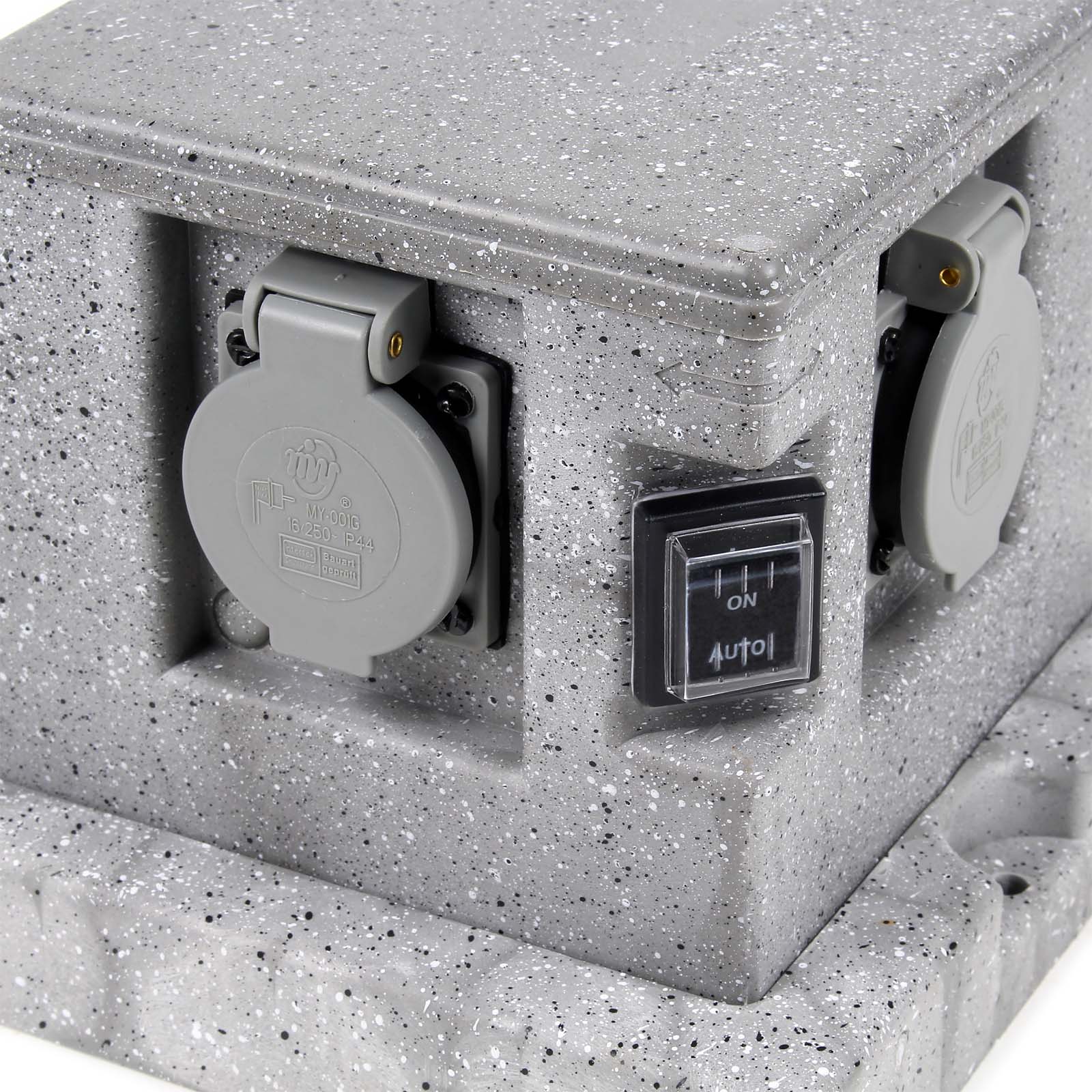 Presa multipla effetto granito per esterno, 4 attacchi, protezione IP44, con sensore