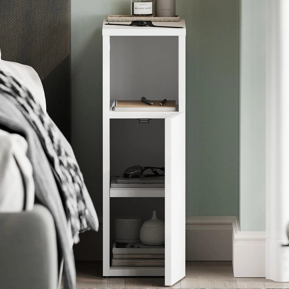 Comodino camera da letto Enton, Bianco, 20 x 59.5 cm con 1 porta, adatto come superficie d'appoggio accanto al letto