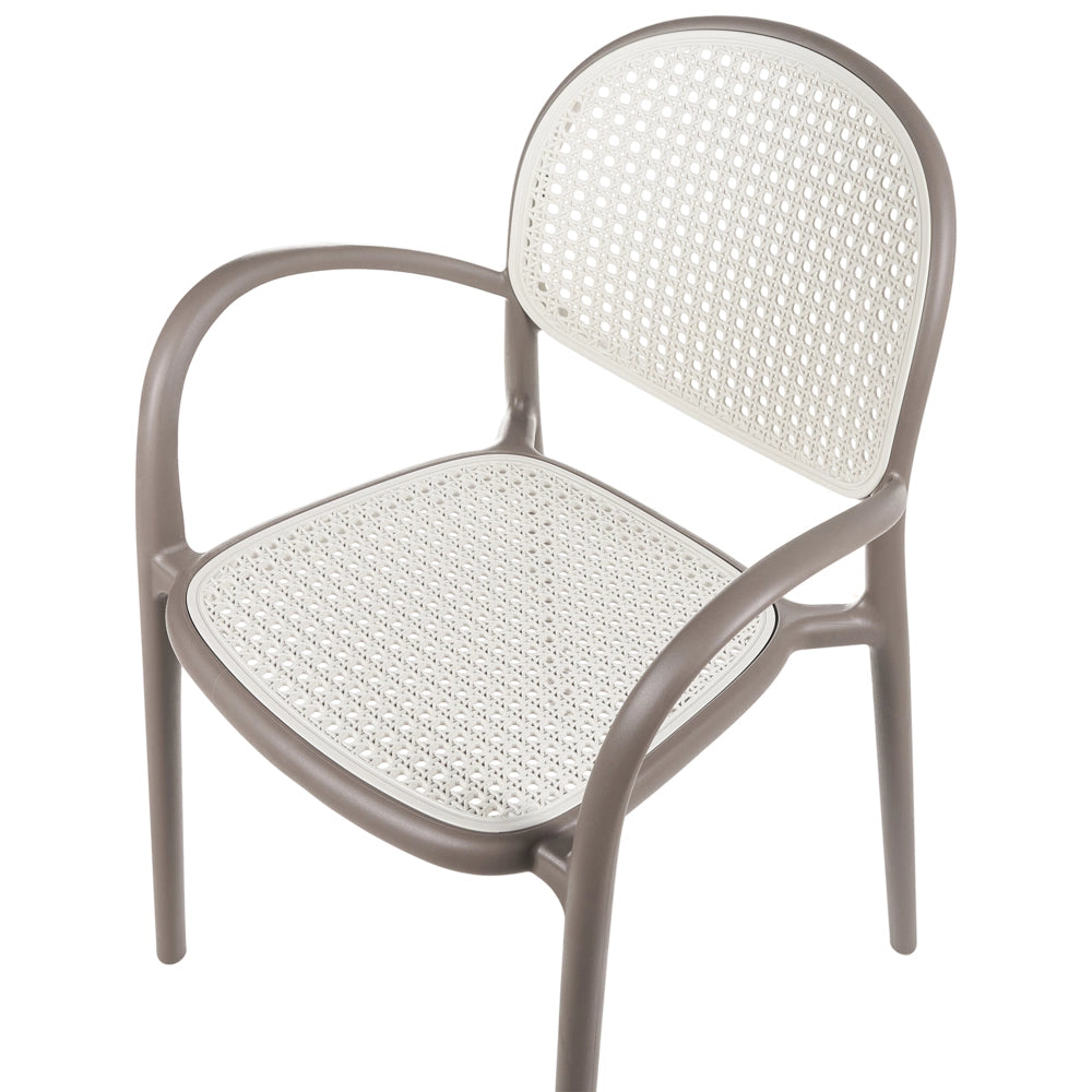 Set di 2 sedie da pranzo in plastica marrone chiaro per giardino e cucina all'aperto dal design retrò