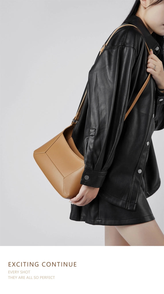 Borsa a tracolla da donna in vera pelle color albicocca