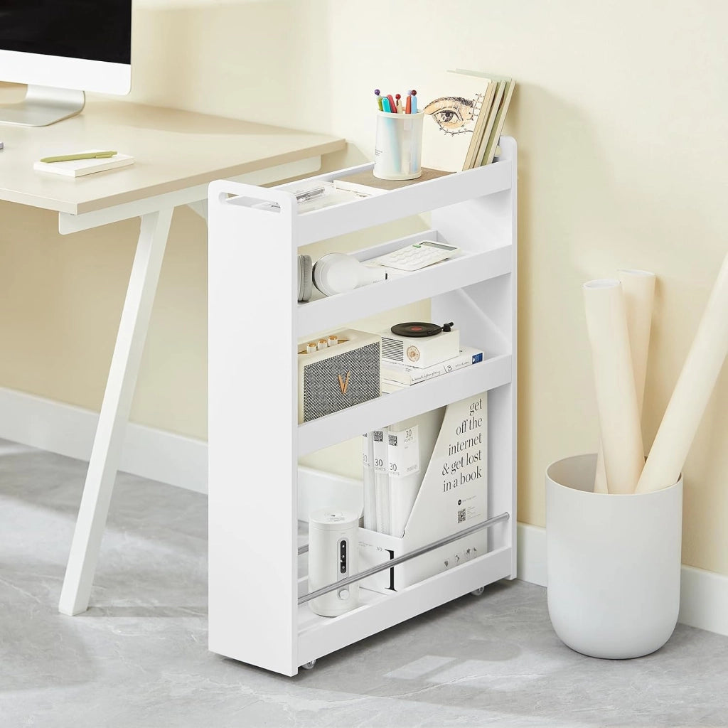 Carrello Slim per Cucina e Bagno con 4 Ruote Scaffale Salvaspazio a 4 Ripiani con Aste Antiscivolo Unità di Stoccaggio per Cucina, Bagno, Forniture per Bellezza o Artigianato 60x18x82cm NSR01-W