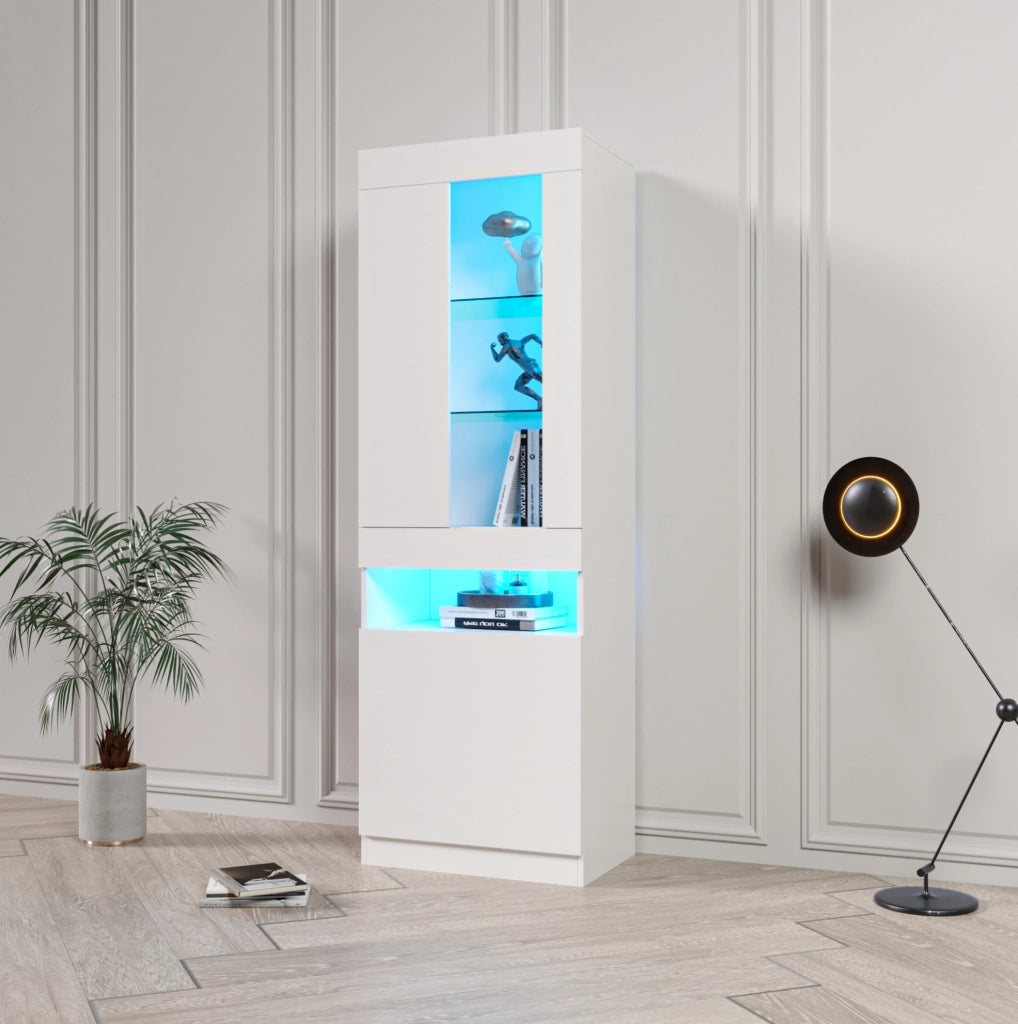 Vetrina con illuminazione LED e ampio spazio contenitivo